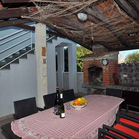 Appartement Angela - *